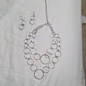 Elegant Silver Necklace and Earring Set